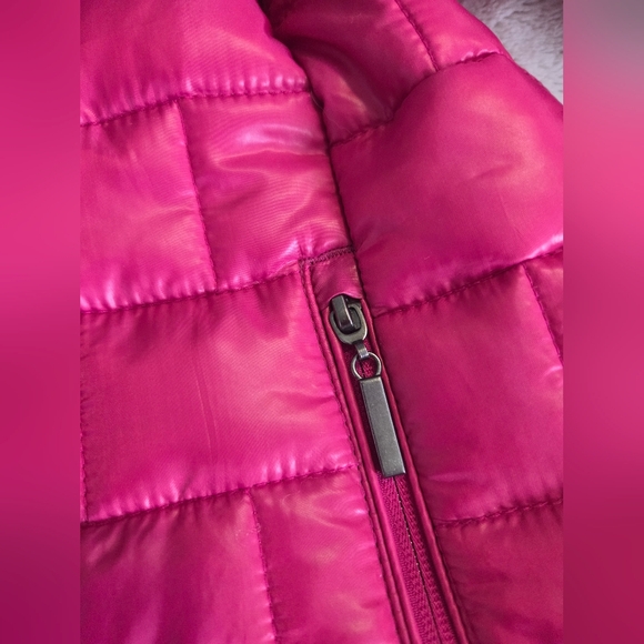 Stillwater Company Puffer Jacket brand new With Tags! Size large Fuschia - Picture 3 of 7